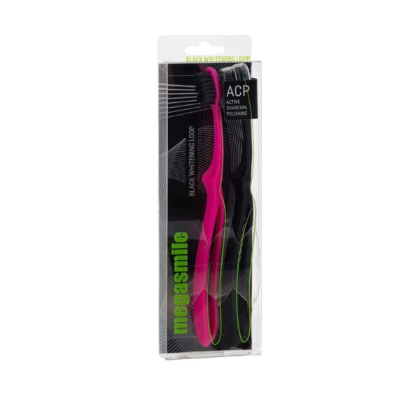 megasmile Loop Zahnbürste mit Aktivkohle-Borsten im Duo PET Box Set – sanfte Zahnaufhellung & Schweizer Design. Abbildung Zahnbürste pink in Verpackung.